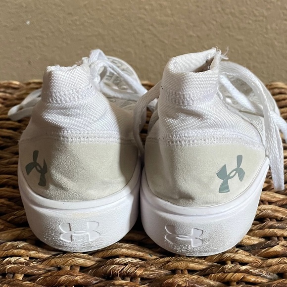 Under armour high tops youth 3.5 white/off white - Picture 4 of 8
